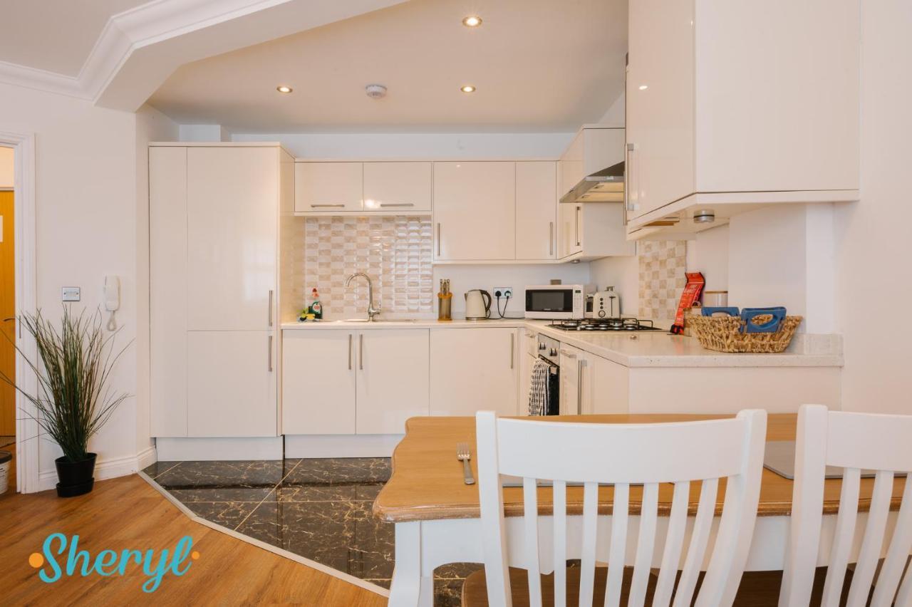 The Flat 2 By Sheryl - Stone Throw To Northampton Gen Hosp & Town Centre Apartment Exterior foto