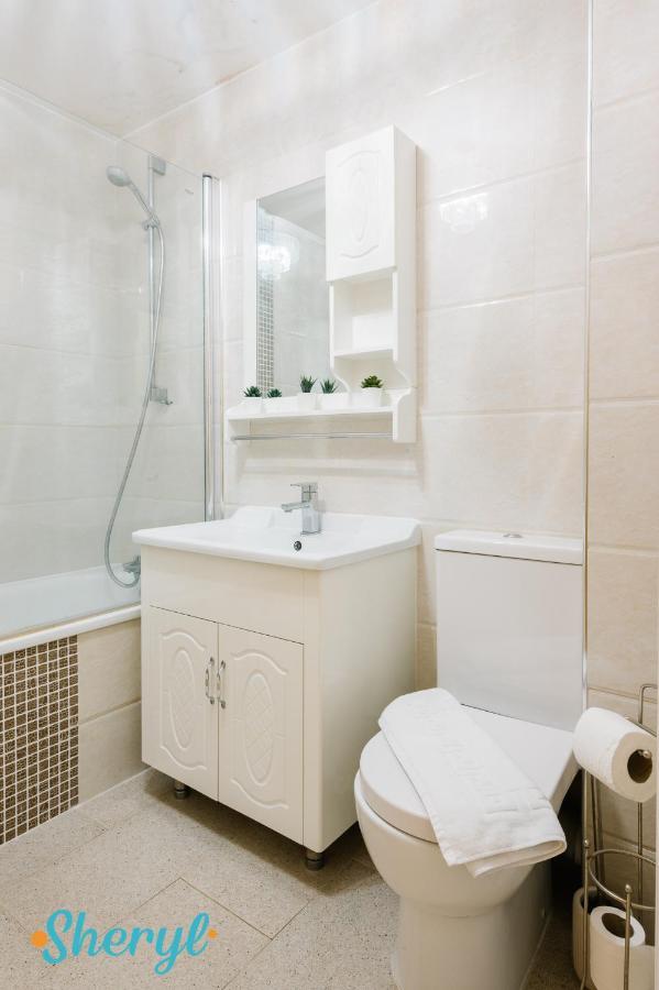 The Flat 2 By Sheryl - Stone Throw To Northampton Gen Hosp & Town Centre Apartment Exterior foto